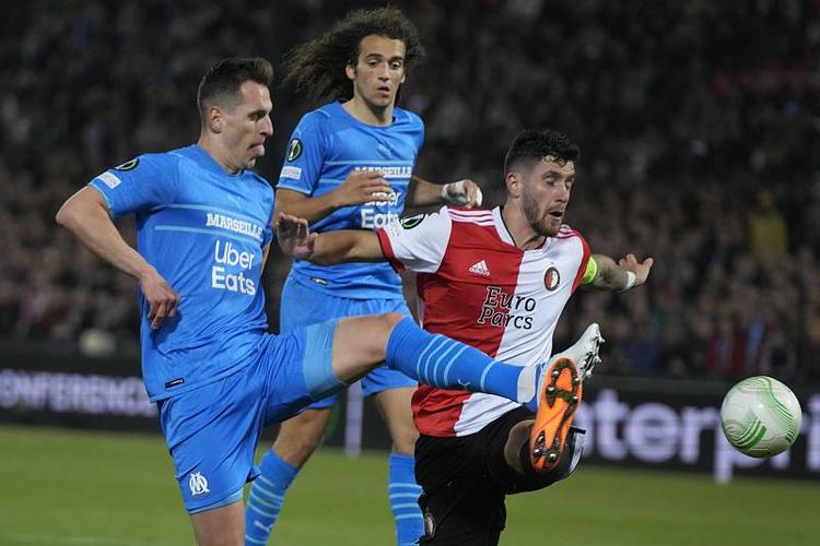 正面临一项 正面临一项