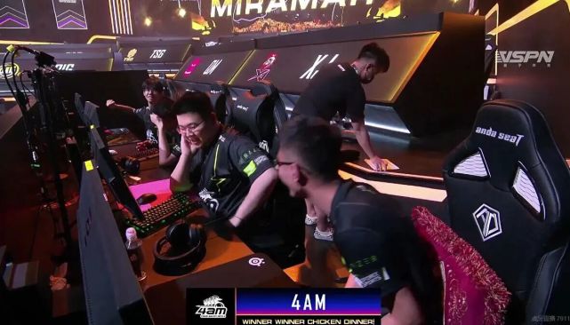 我们向前迈 我们向前迈