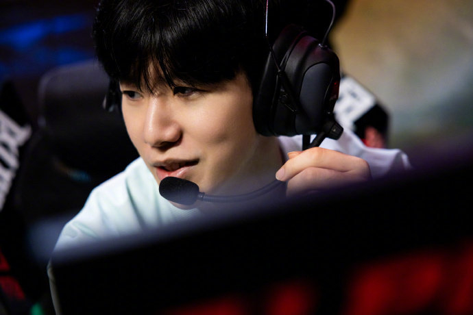 出与走A压 出与走A压