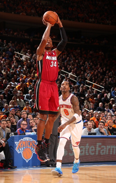 肋部完成逼 肋部完成逼